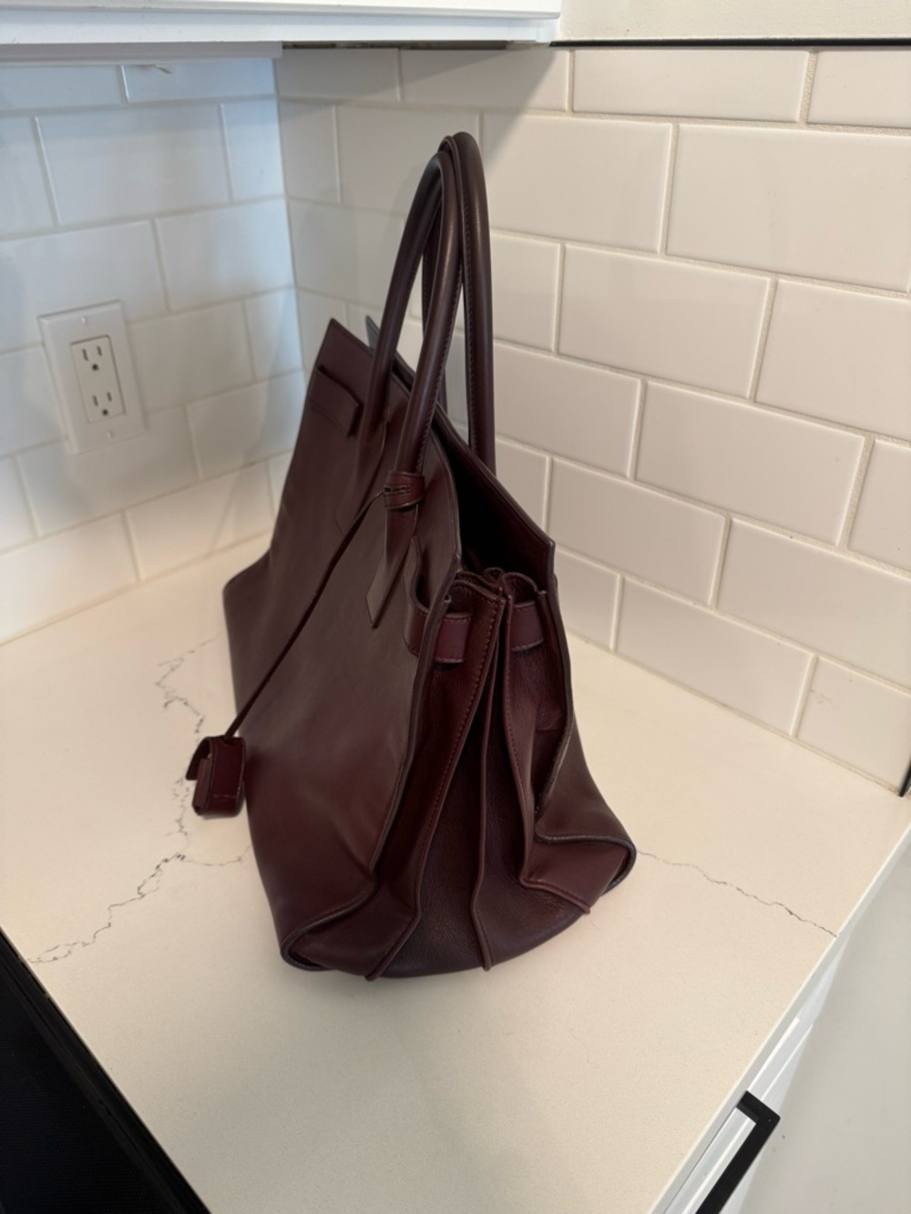 Saint Laurent Sac de Jour Large Bordeaux Leather Tote SDJ Gold Hardware Lock Key - Picture 3 of 16